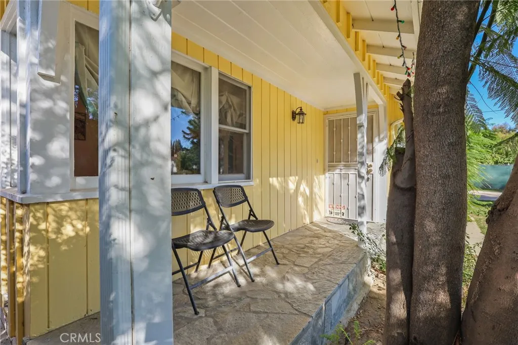 15719 Vose Street, Lake Balboa, California 91406 home-pic-5